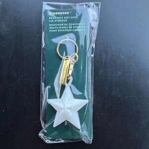 New Holiday SILICONE White STAR HOT DRINK PLUG KEYCHAIN